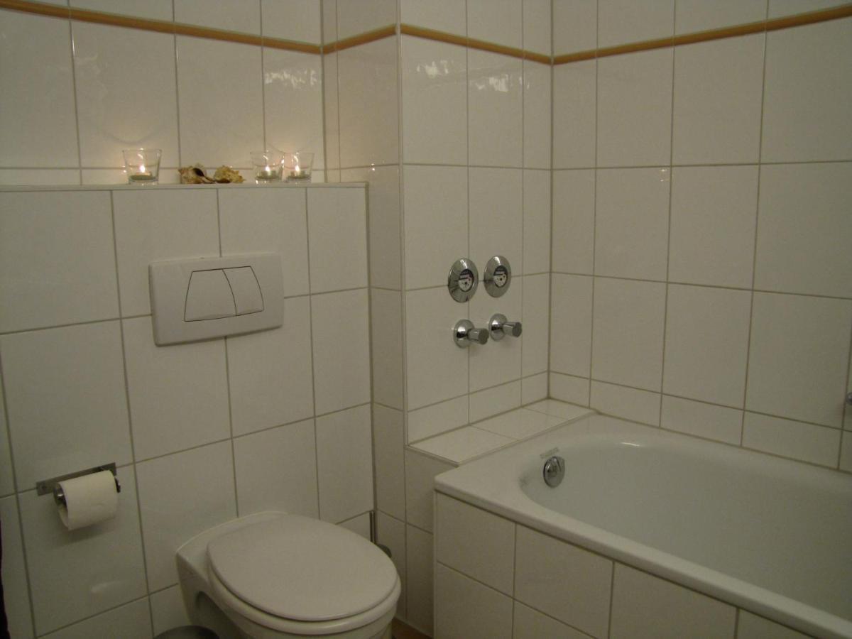 Rosenhof12